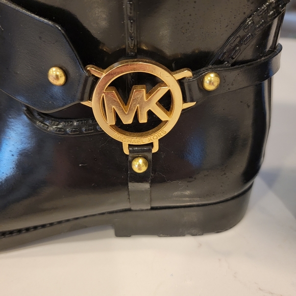 Rain boots - Picture 2 of 3